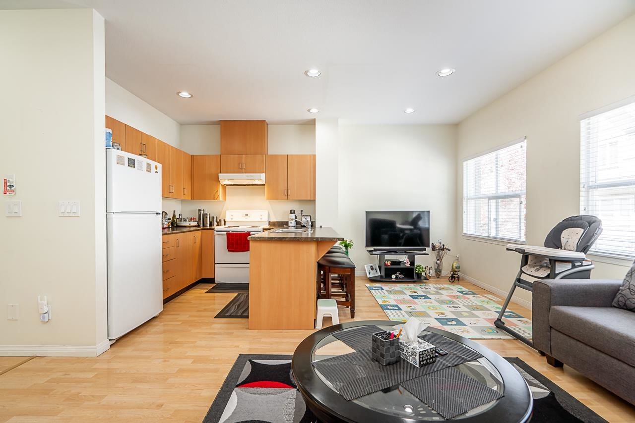 Listing Image 15