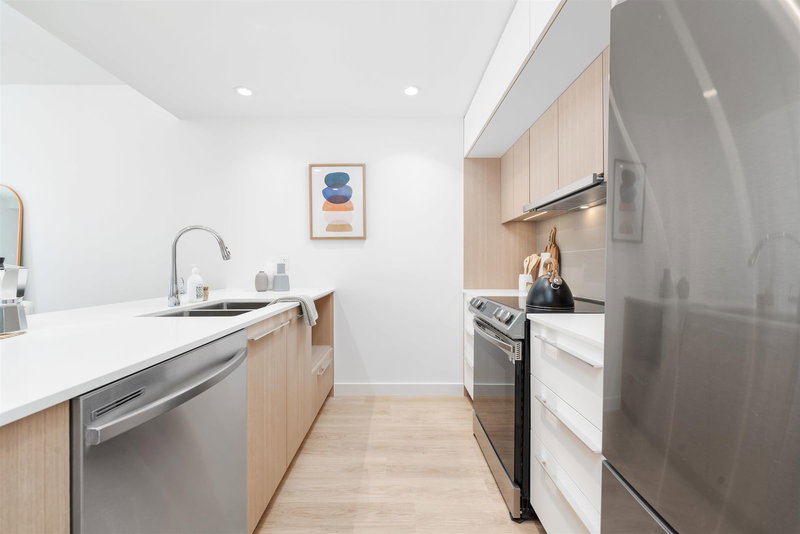 209 - 9888 University Crescent, Burnaby, V5A 0G4 | Image 2