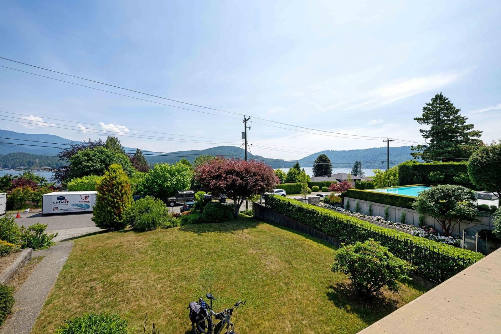 Listing Image 9