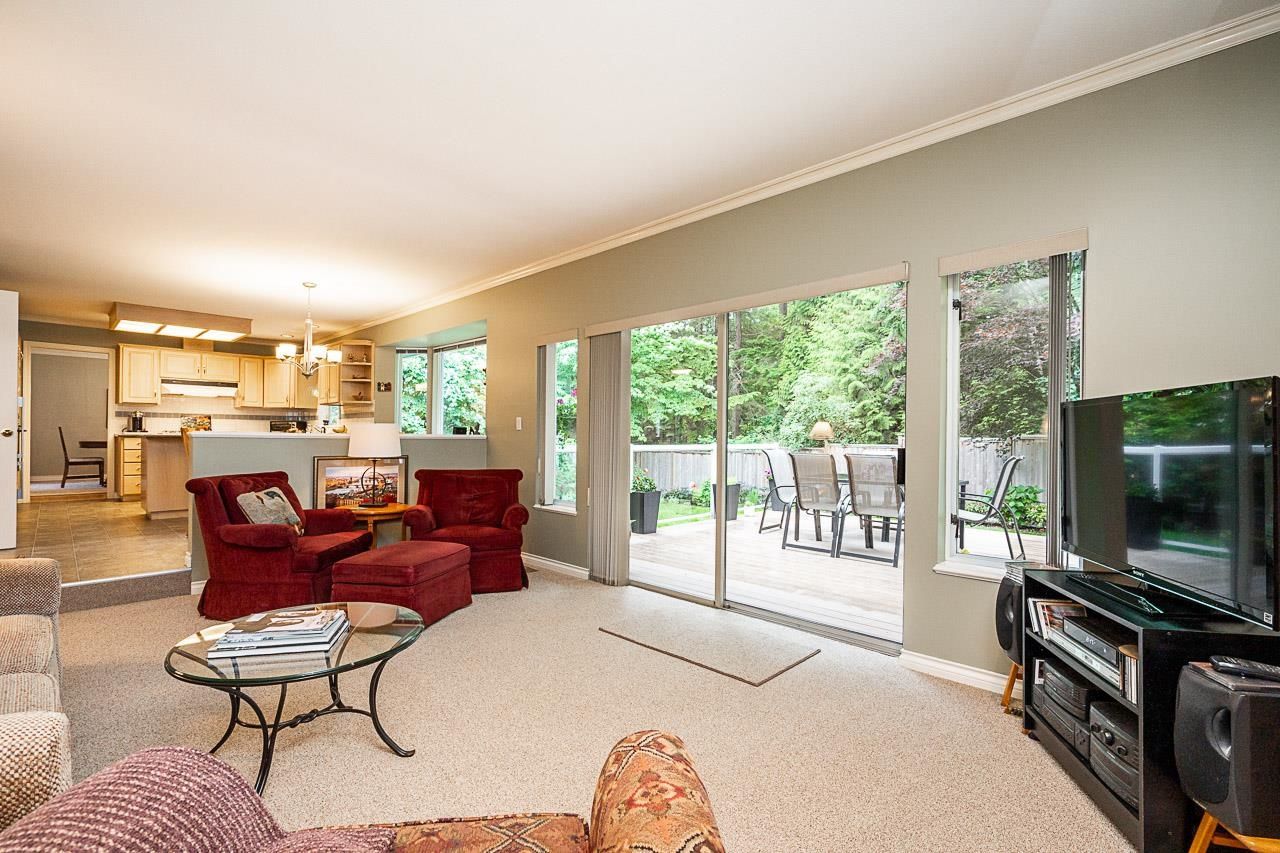 Listing Image 11