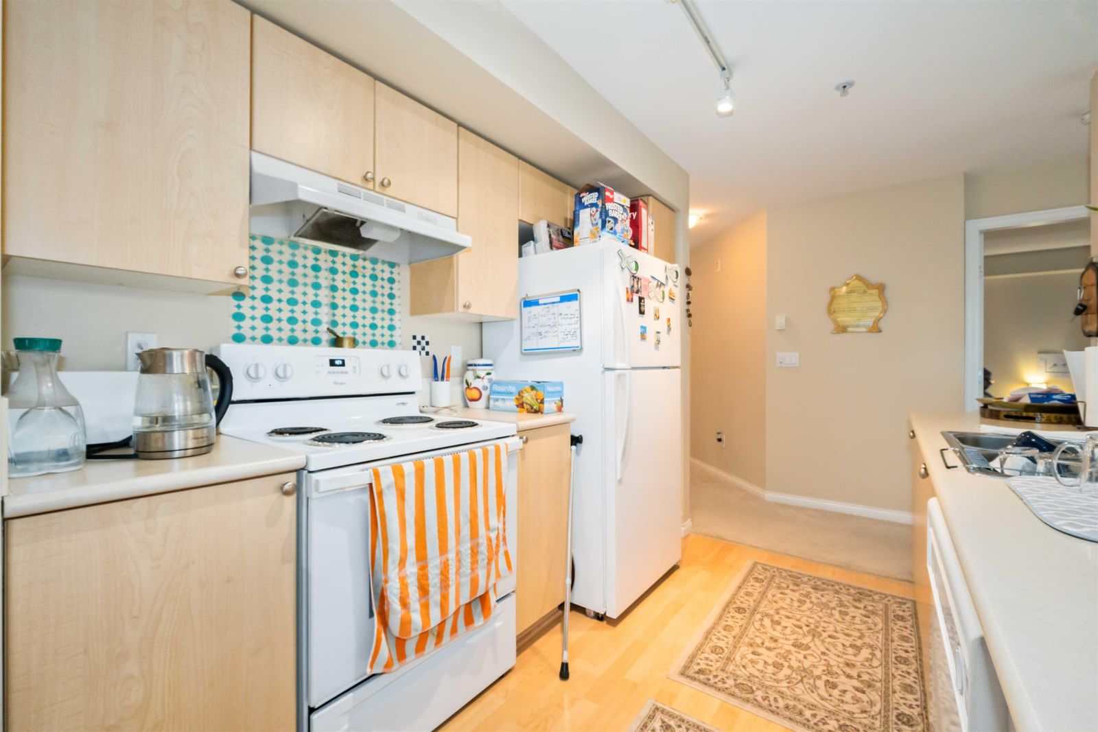 Listing Image 12