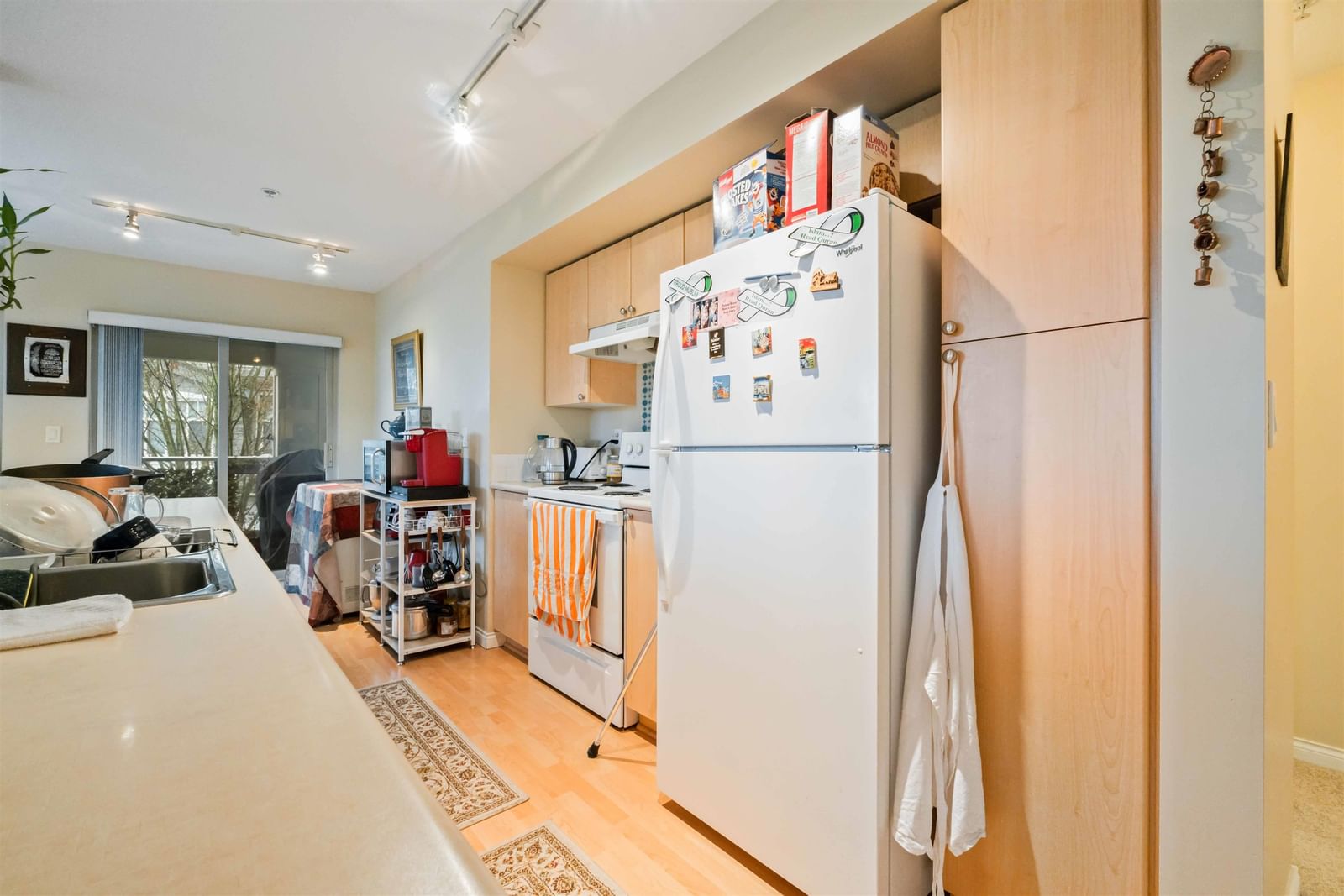 Listing Image 14