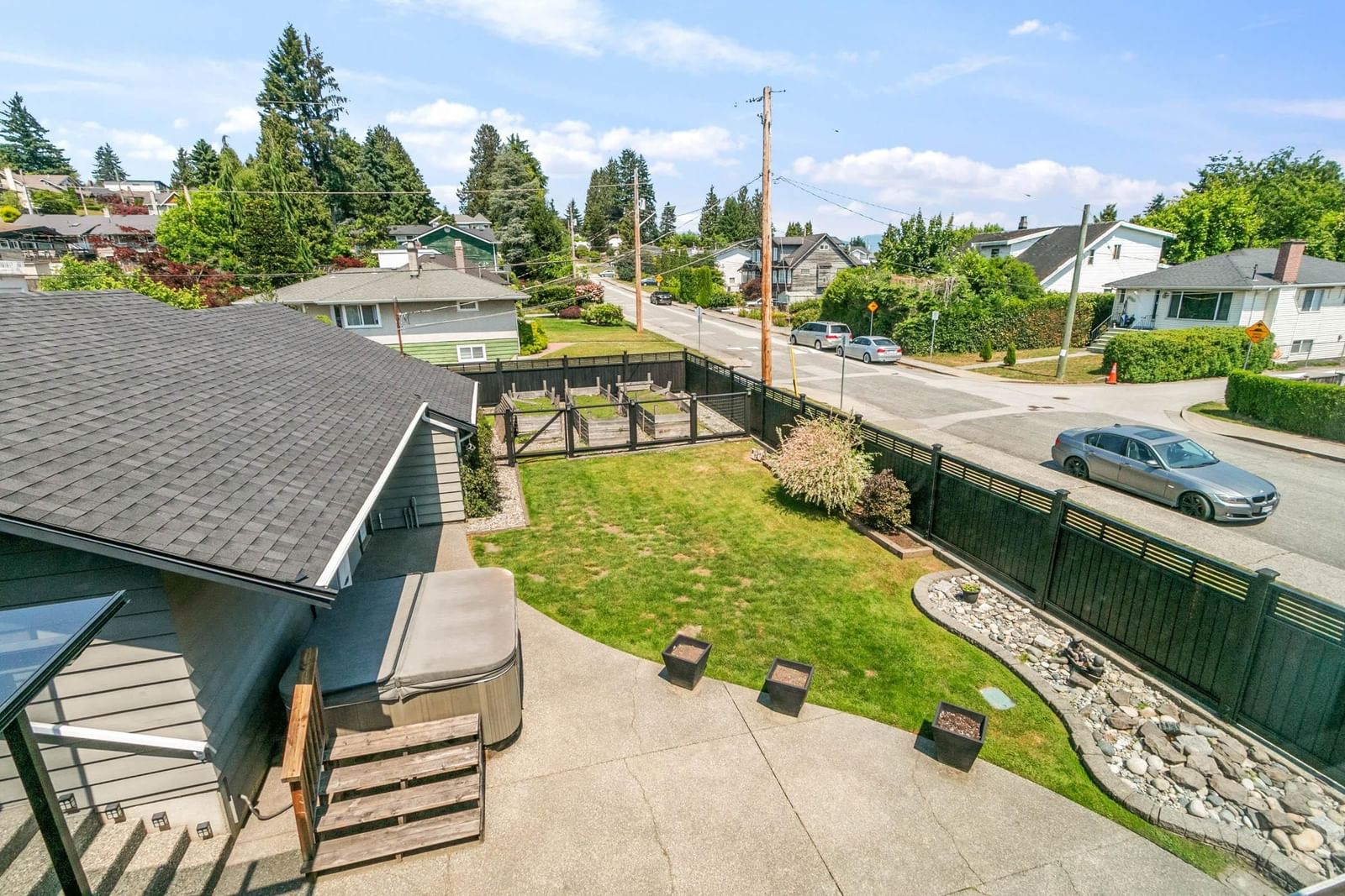 Listing Image 17