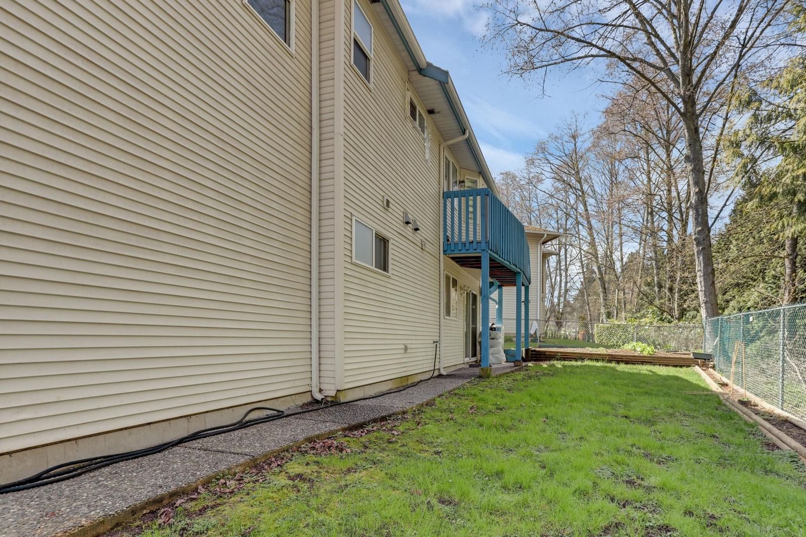 Listing Image 27