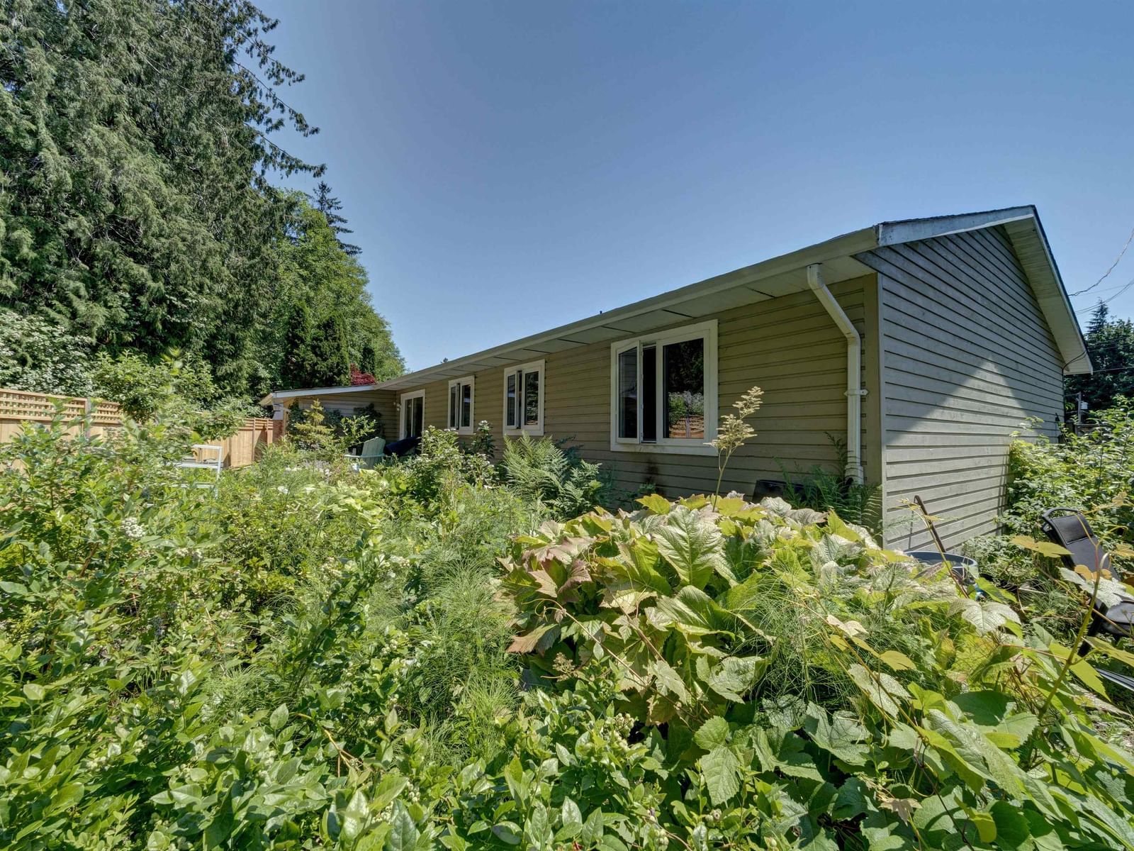 Listing Image 26