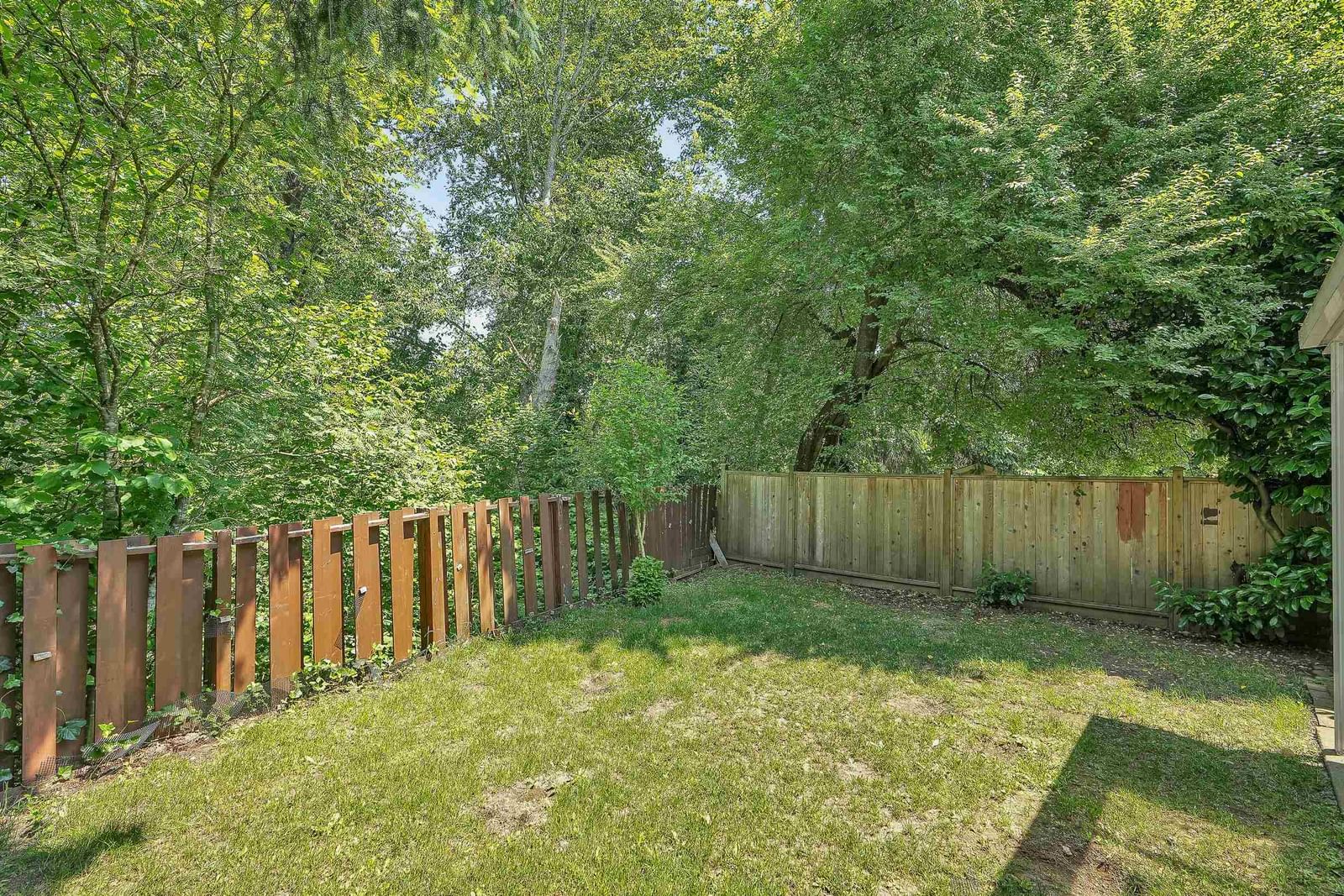 Listing Image 26