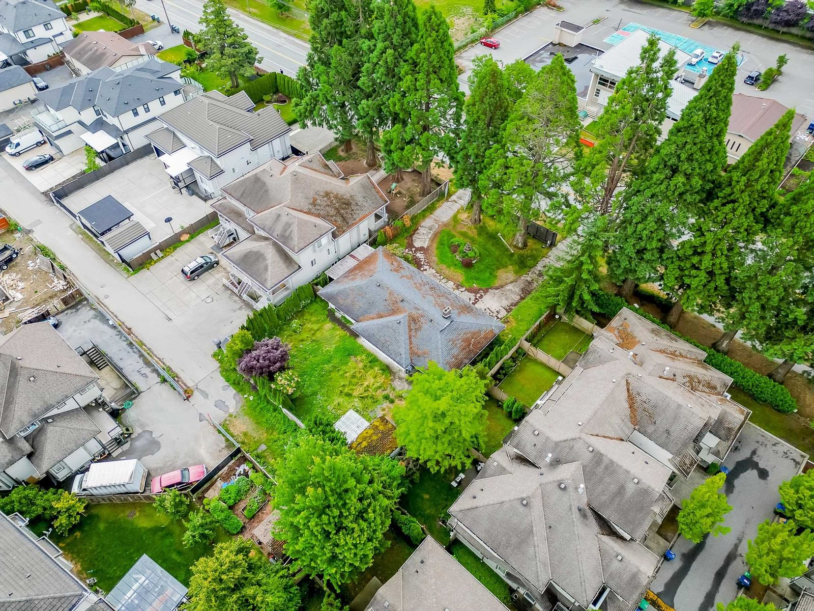Listing Image 11