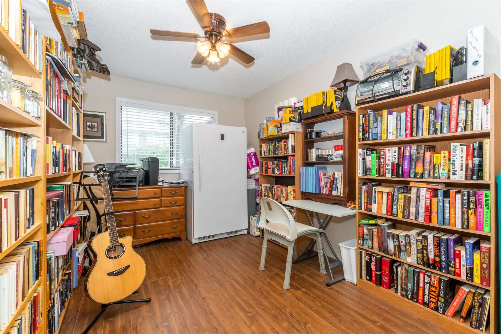 Listing Image 17