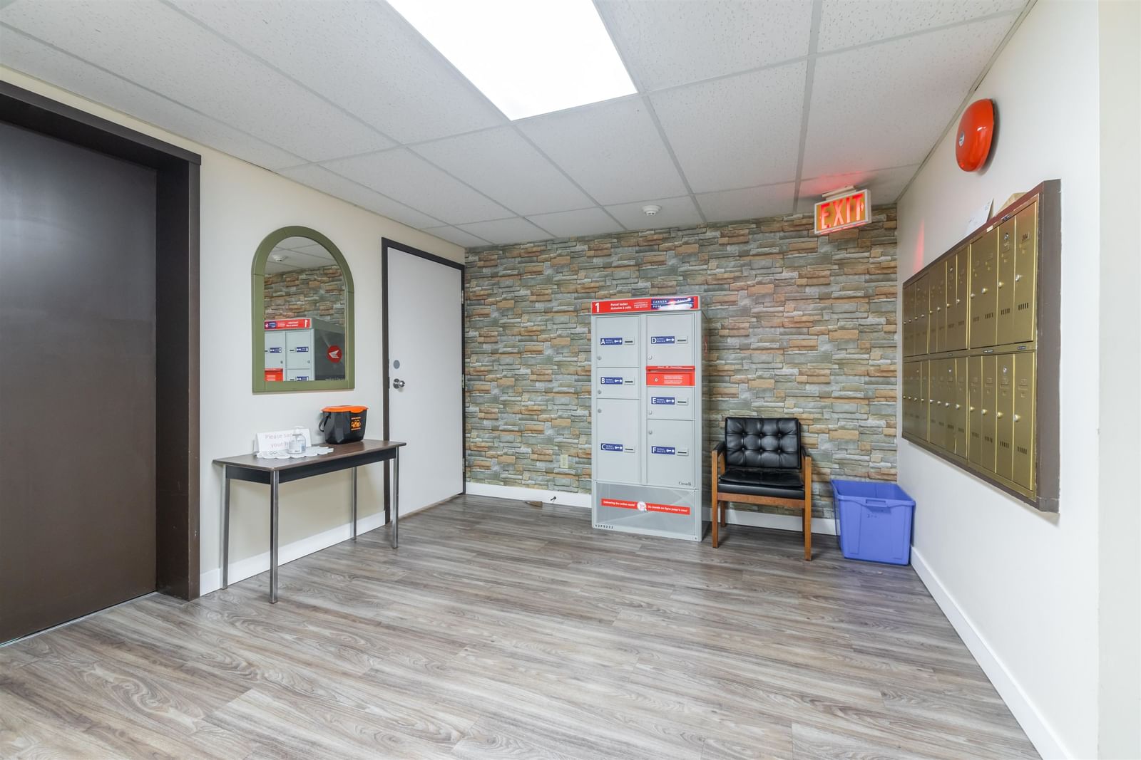 Listing Image 21