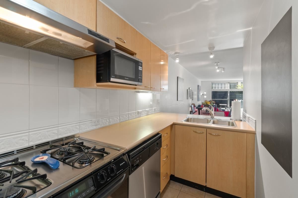 Listing Image 8