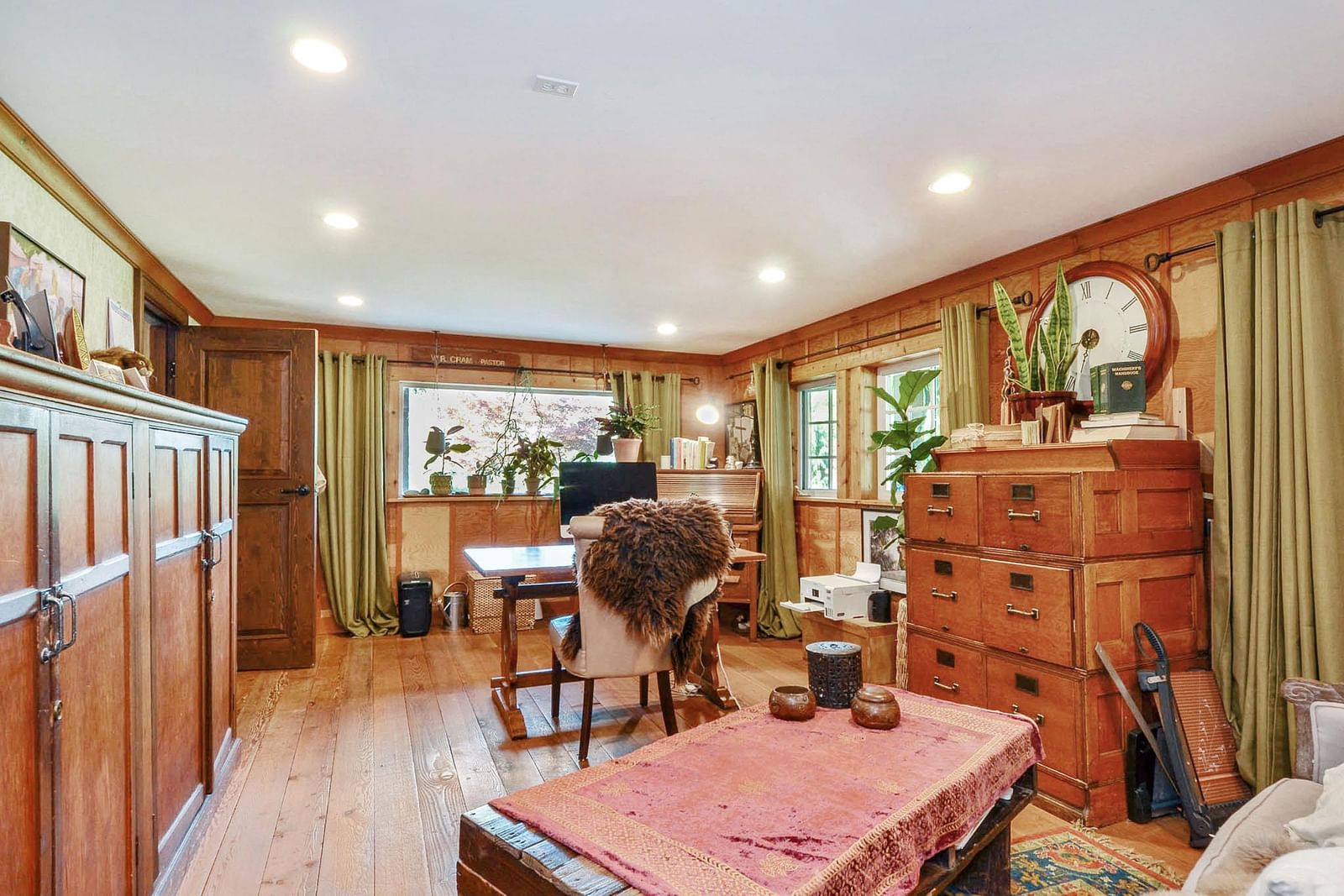Listing Image 21