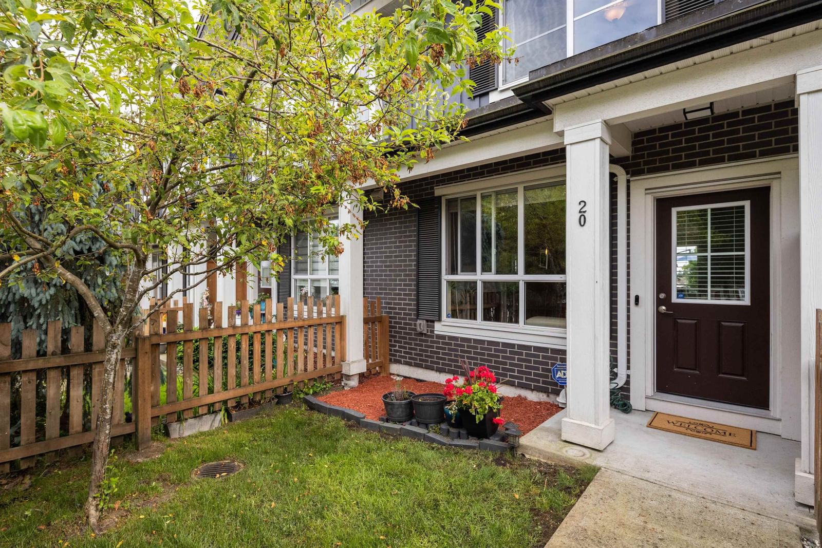 Listing Image 18
