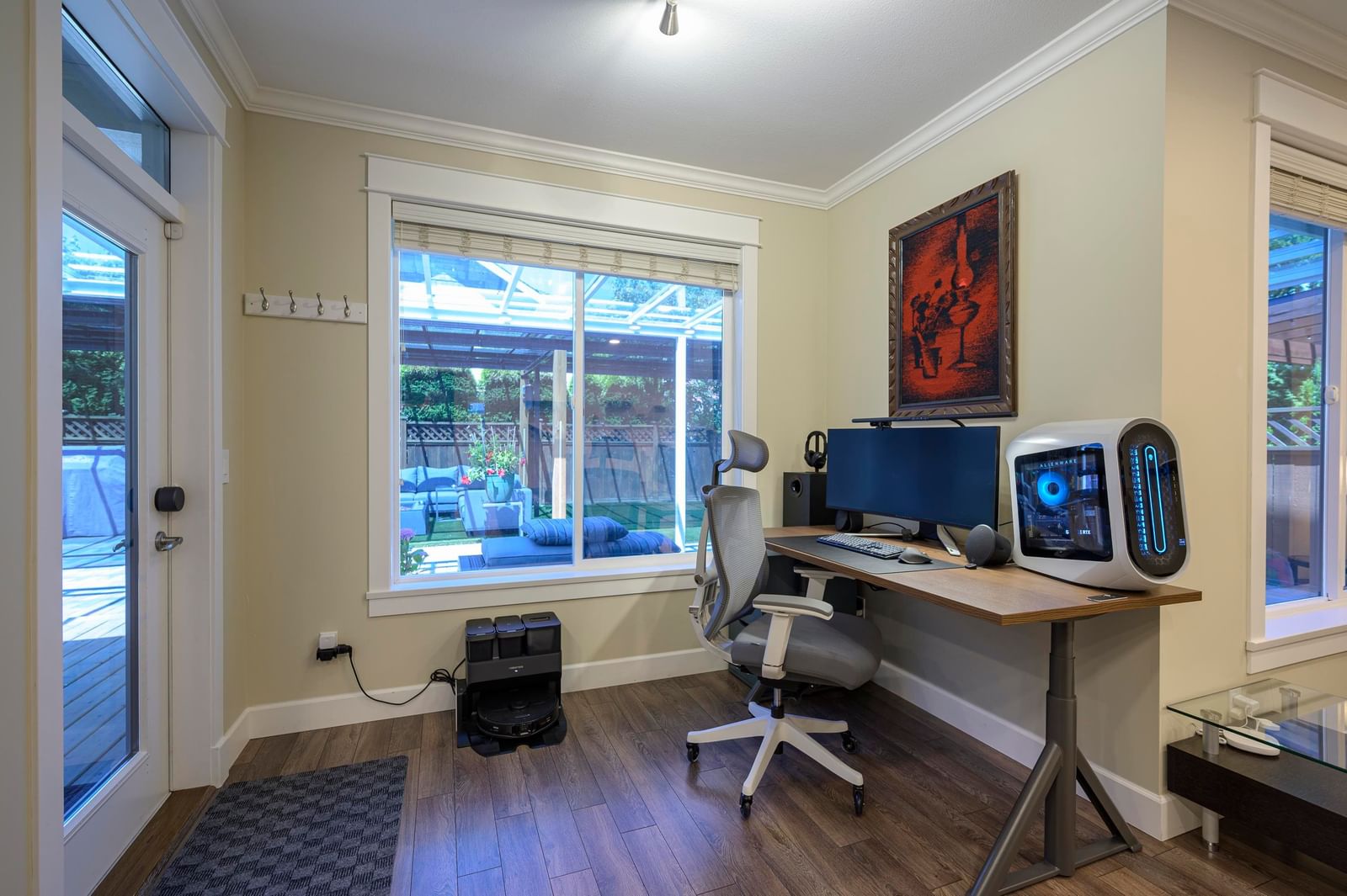 Listing Image 10