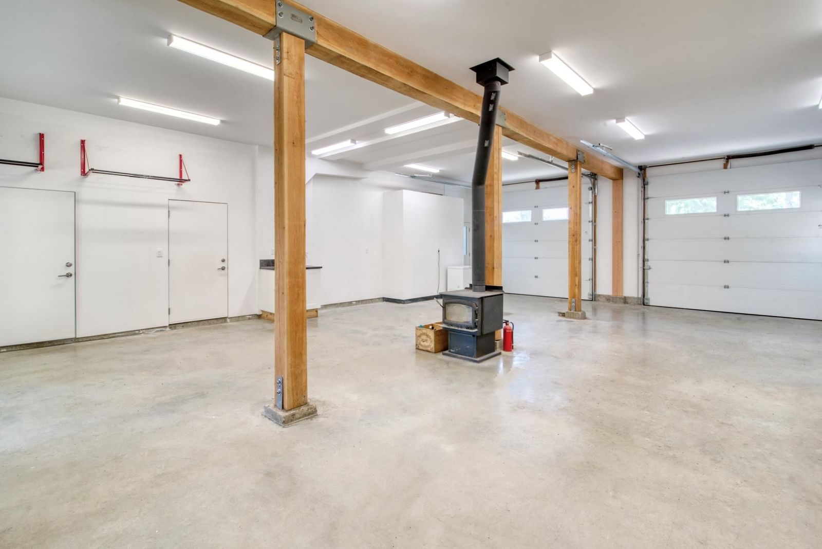 Listing Image 32