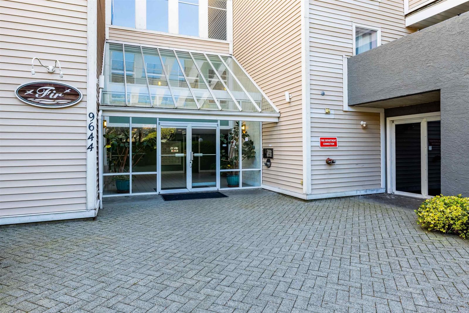 Listing Image 20