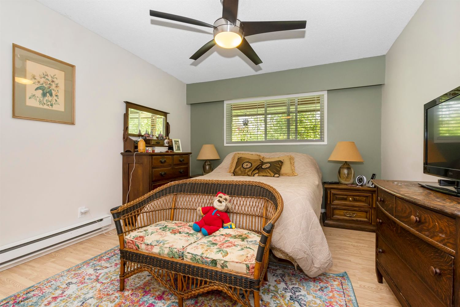 Listing Image 20