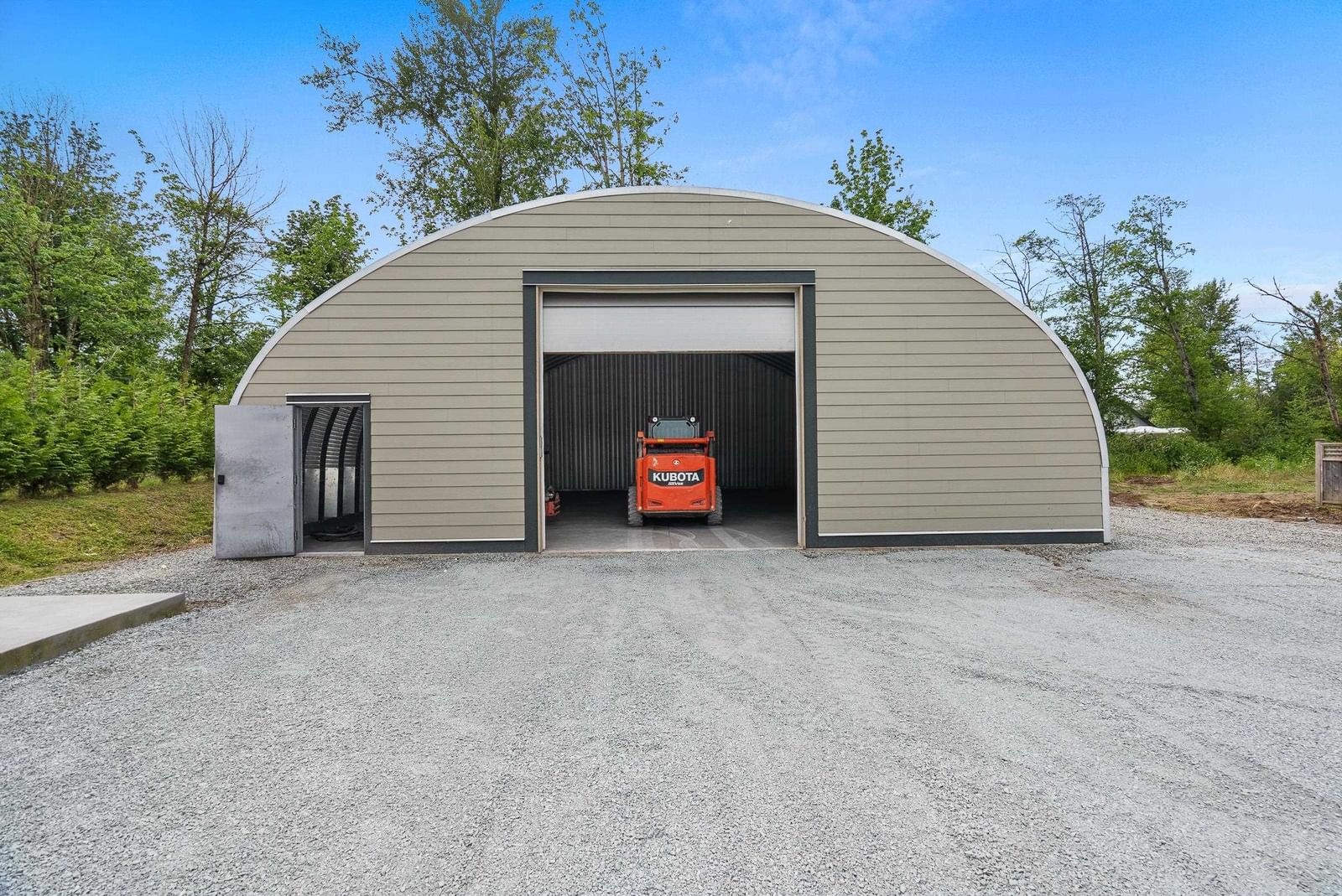 Listing Image 12