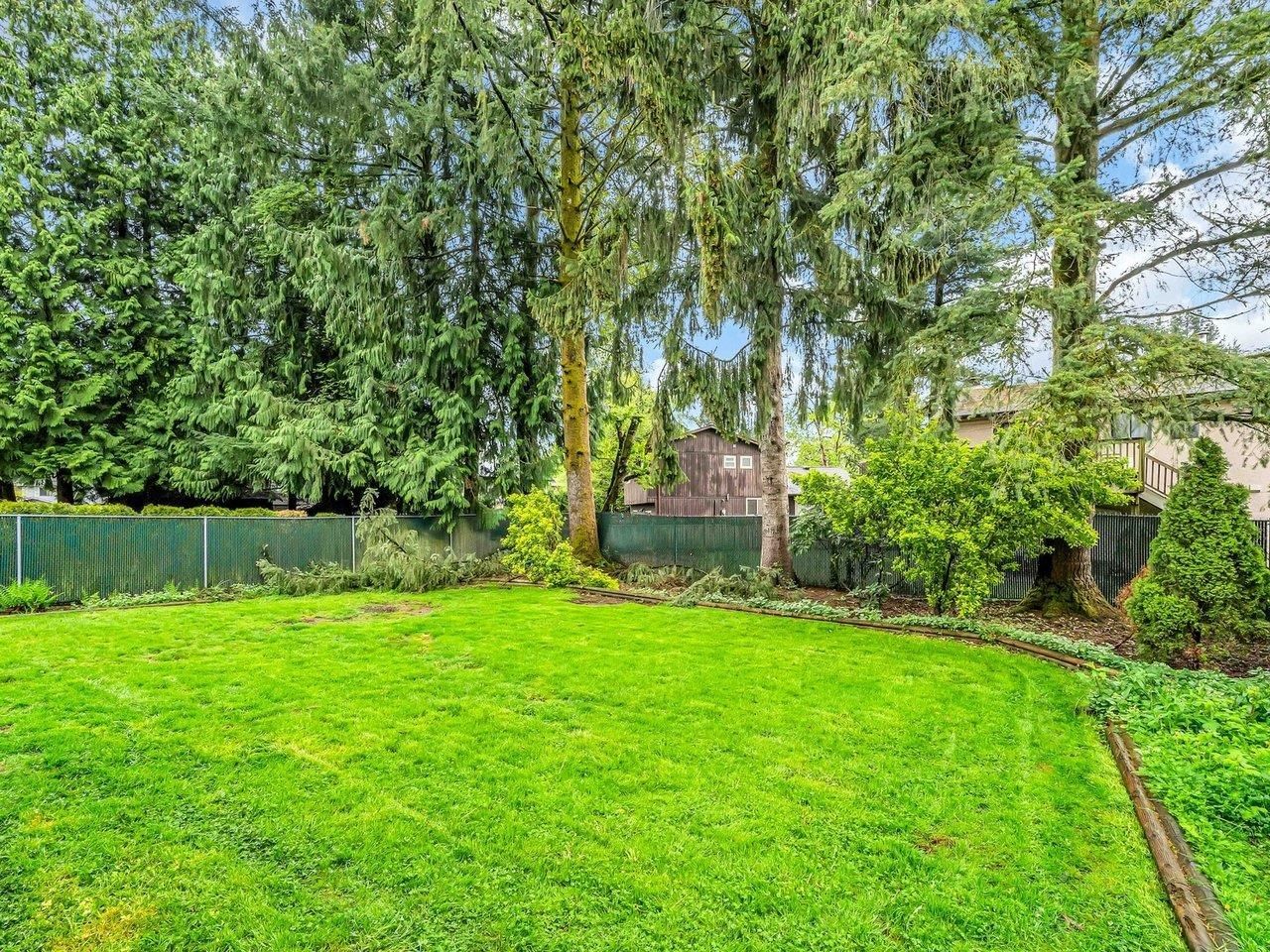 Listing Image 30