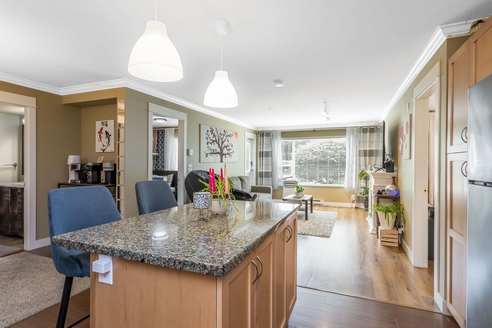 Listing Image 15