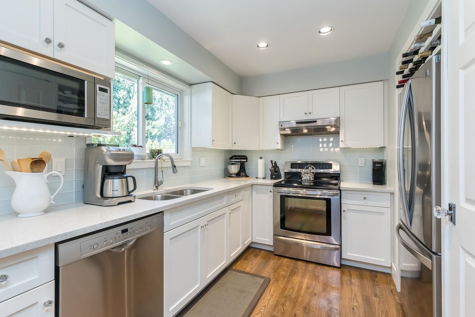 Listing Image 15