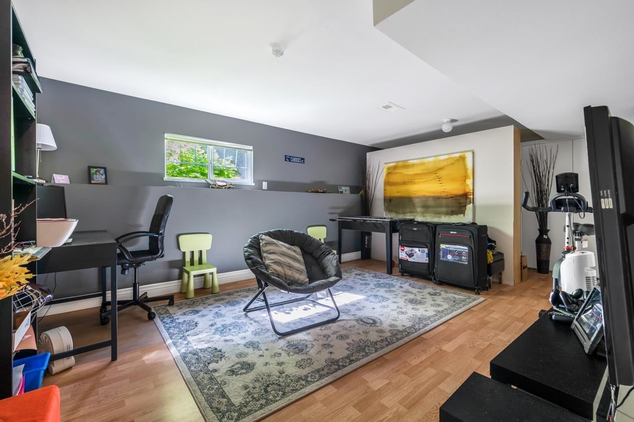 Listing Image 18