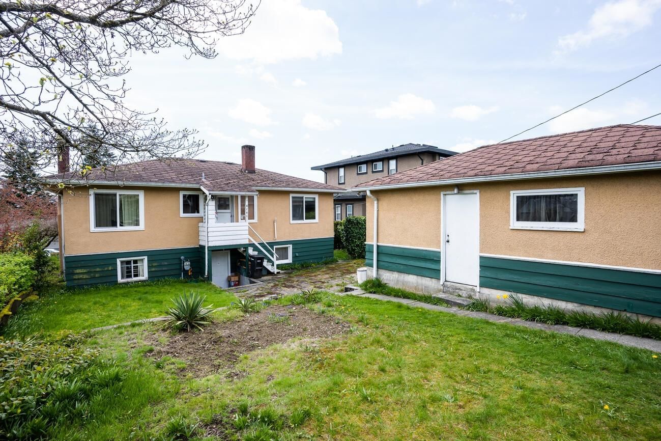 Listing Image 8