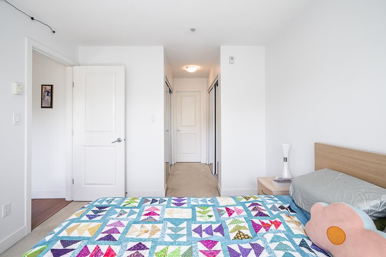 Listing Image 18