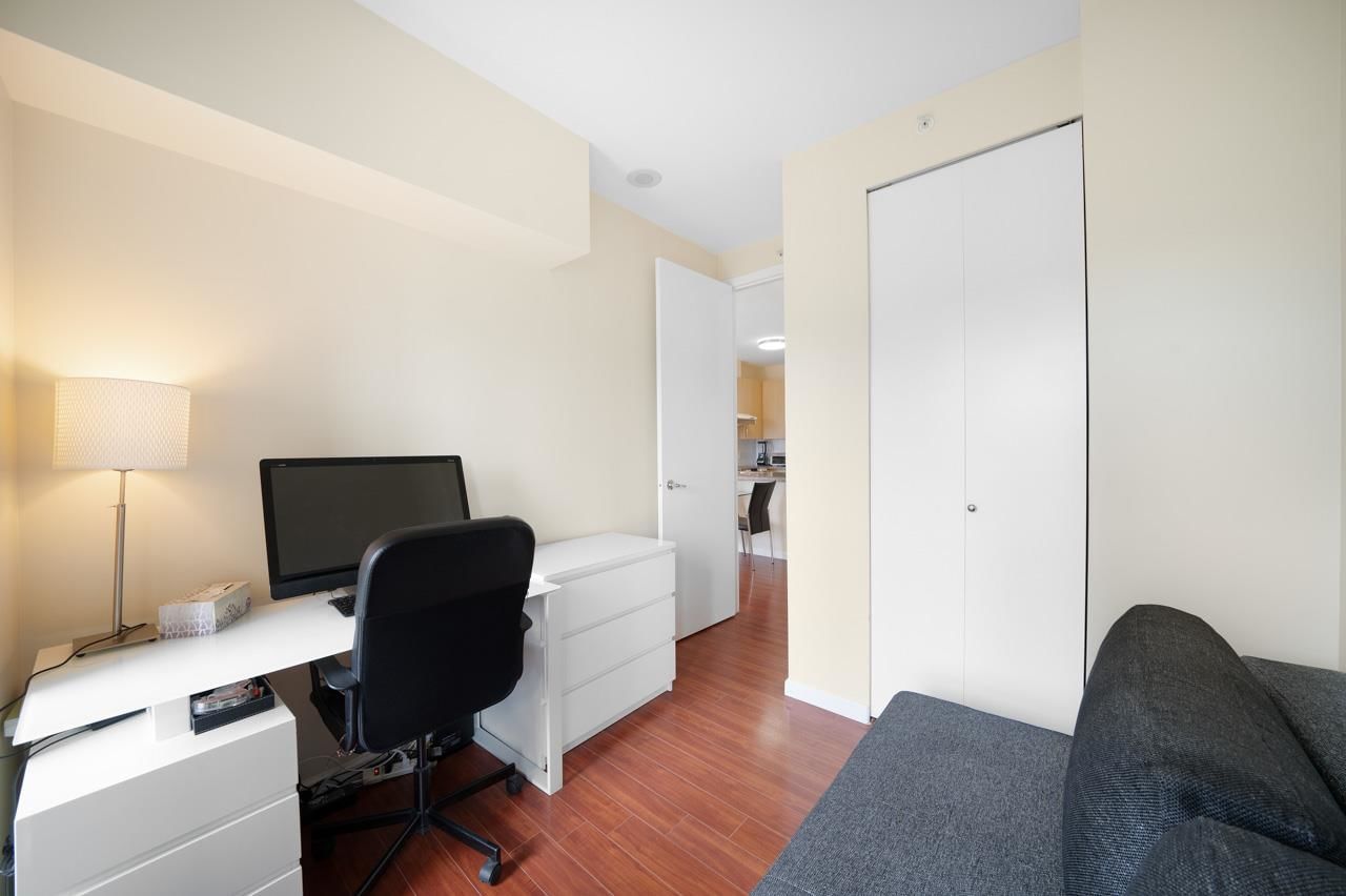 Listing Image 14