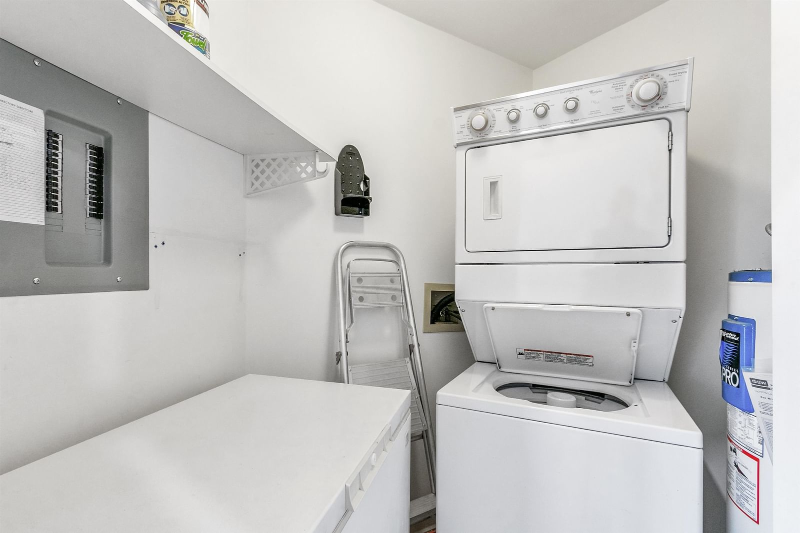 Listing Image 21