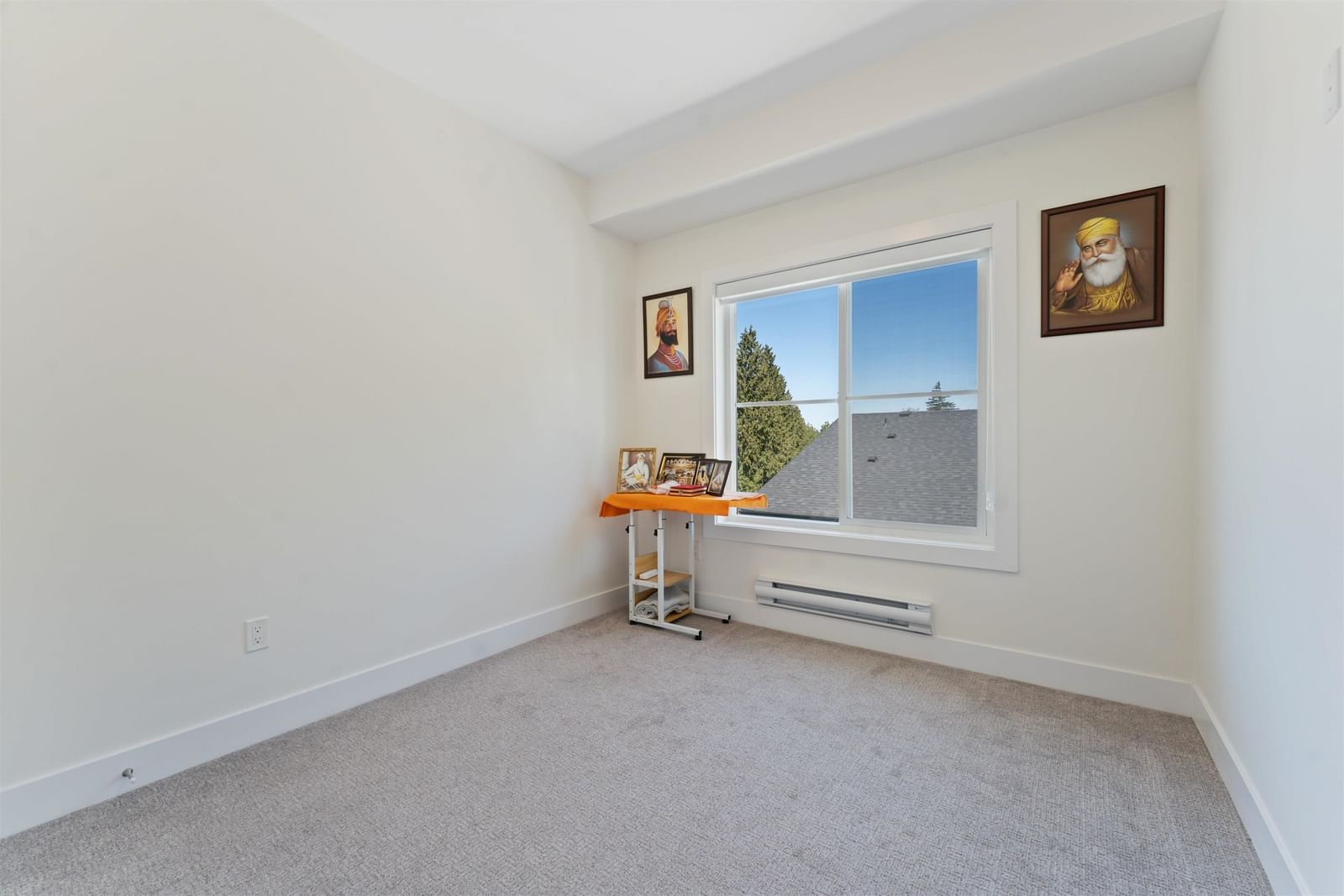 Listing Image 16