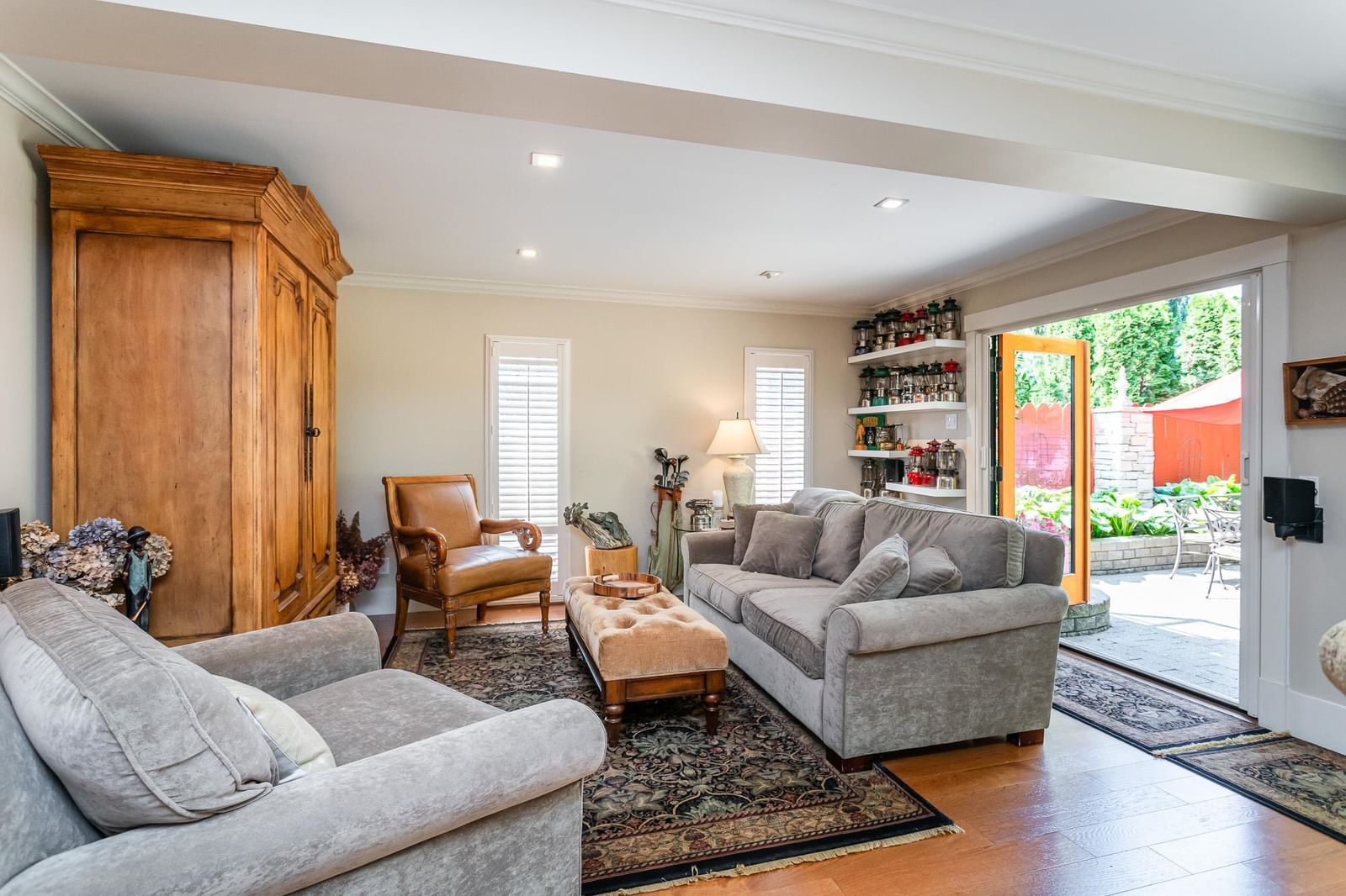 Listing Image 13