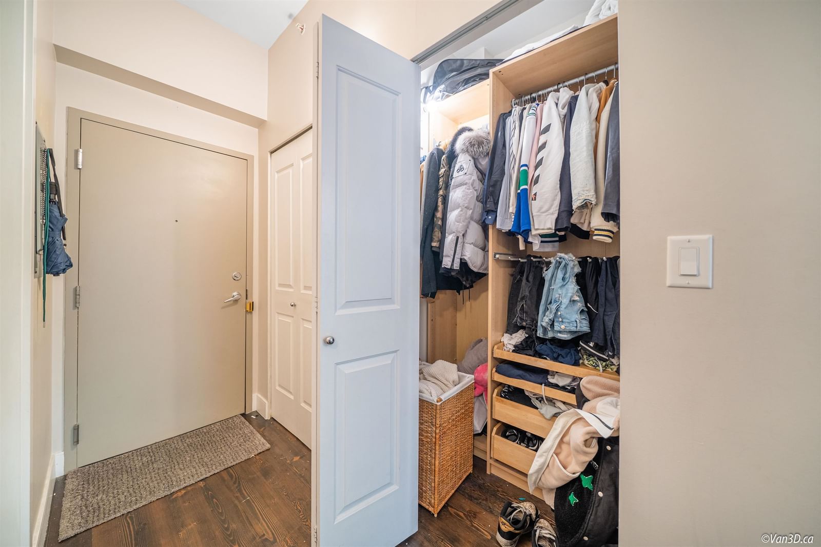 Listing Image 20