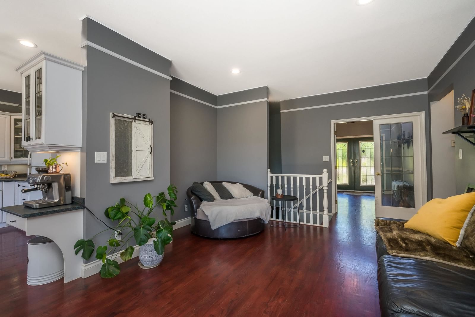 Listing Image 15