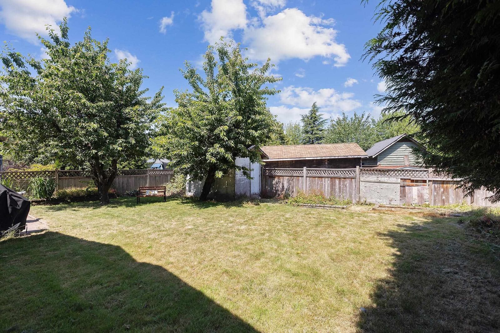 Listing Image 33