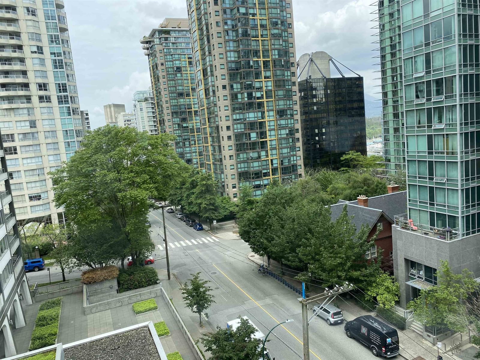Listing Image 22