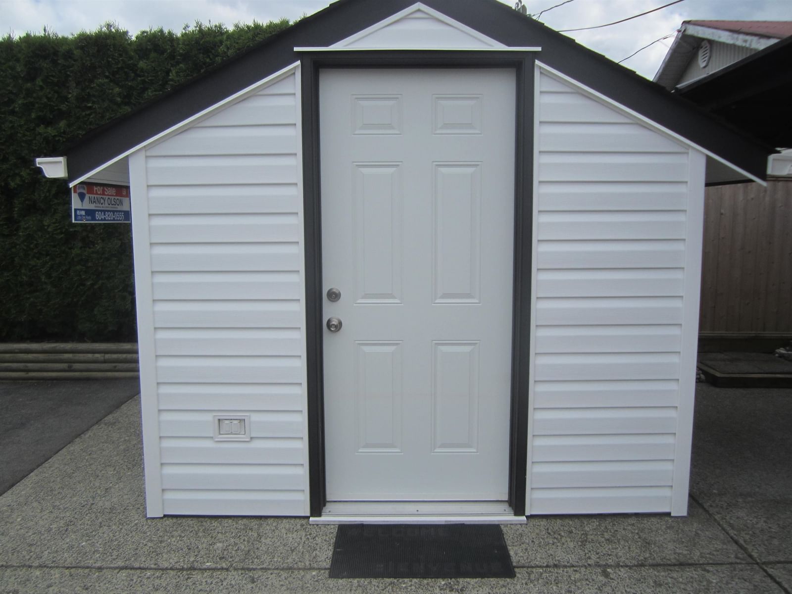 Listing Image 5