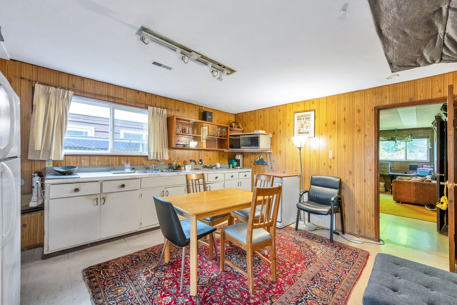 Listing Image 23