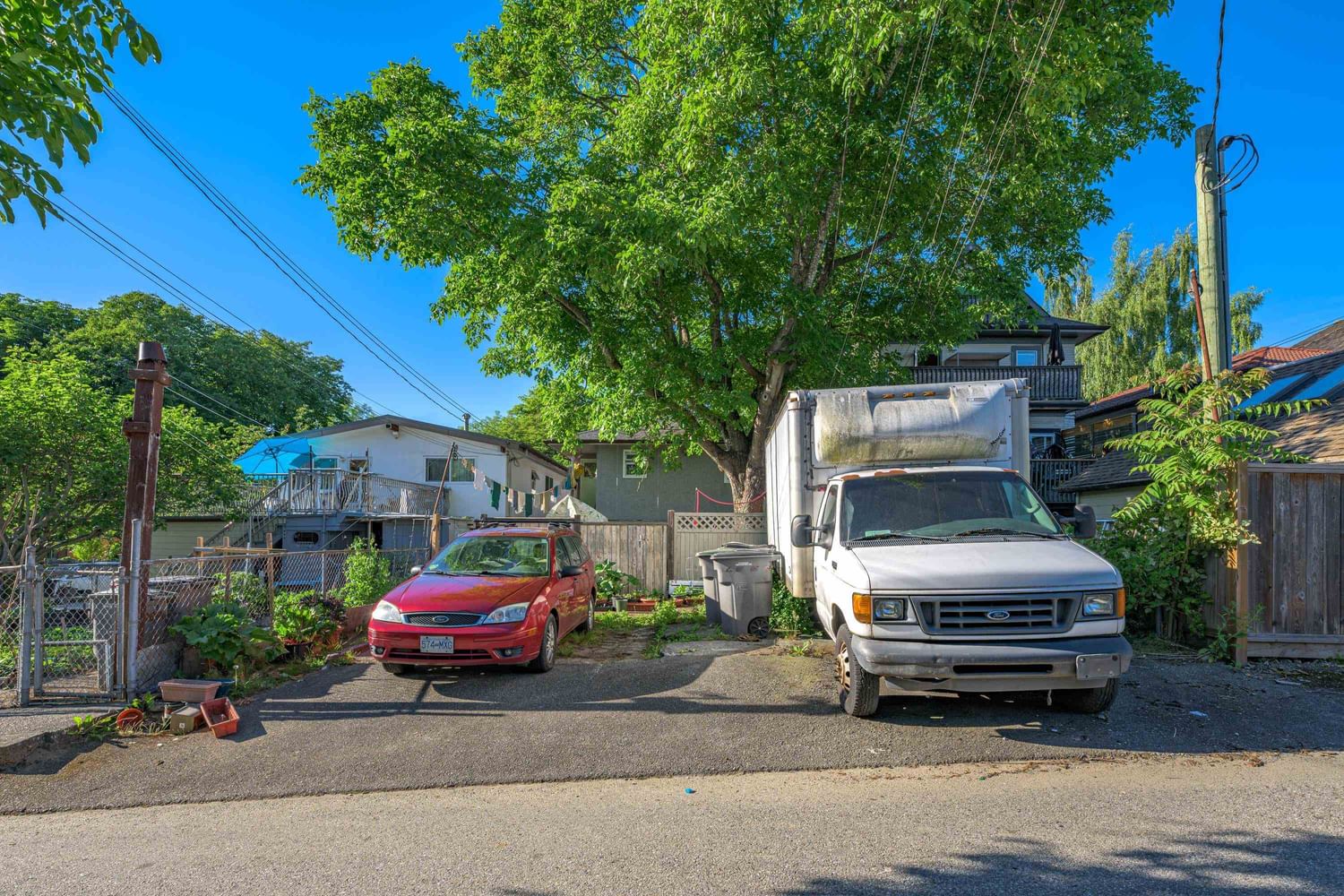 Listing Image 6