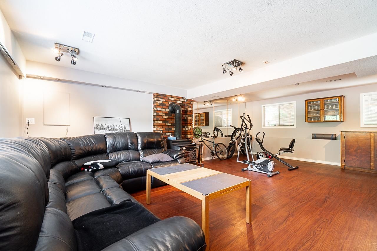 Listing Image 19