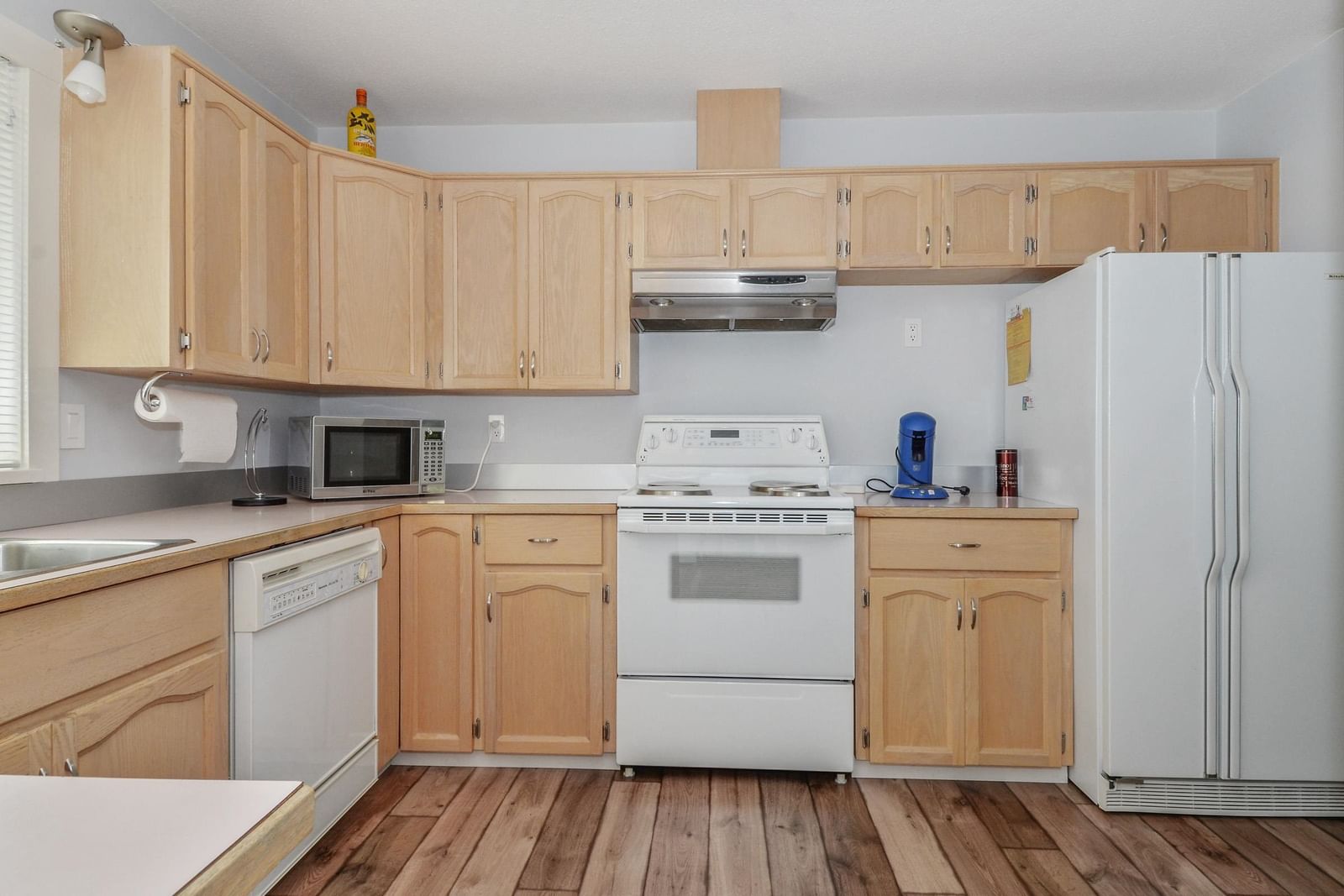 Listing Image 14