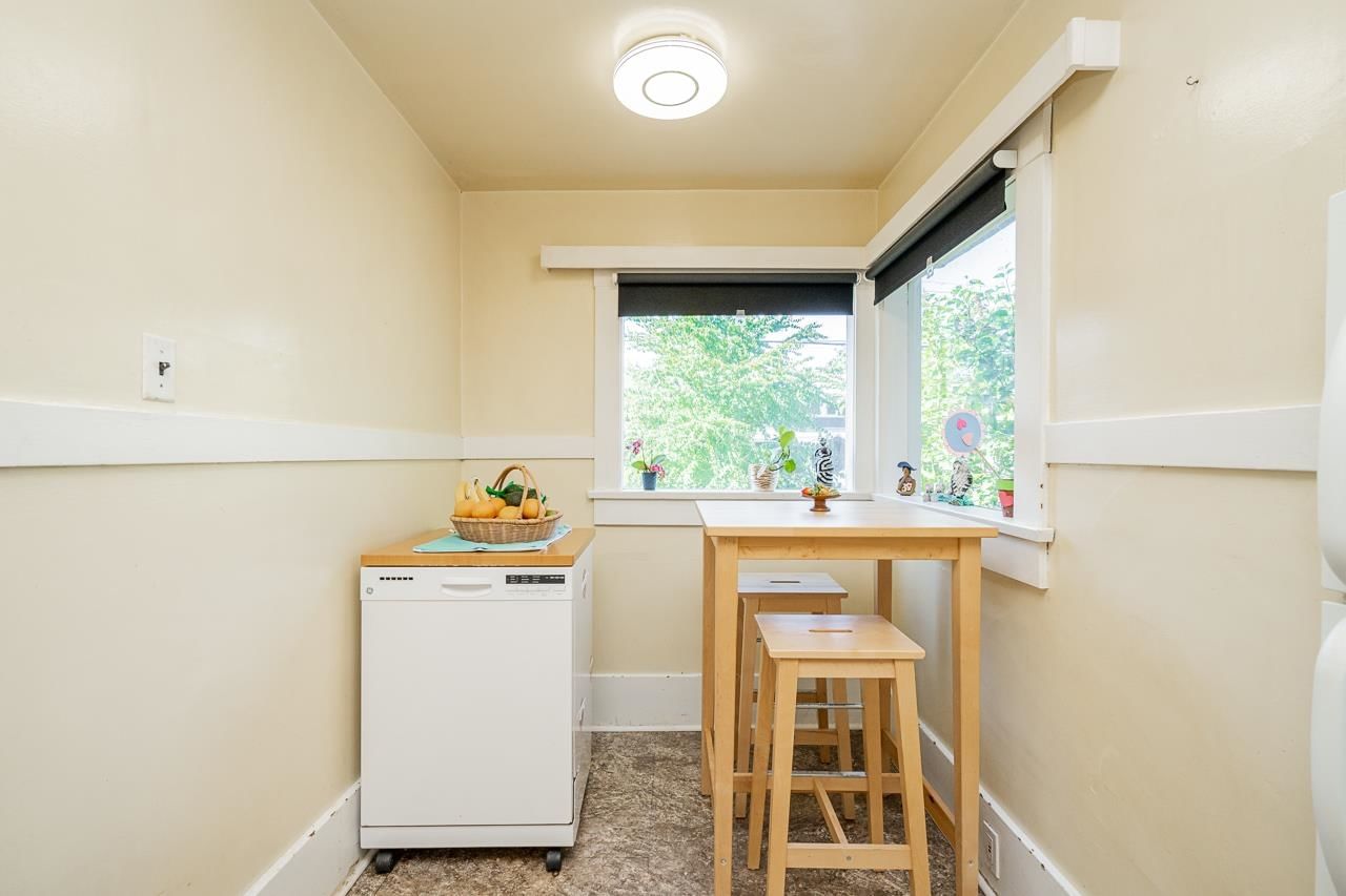 Listing Image 16