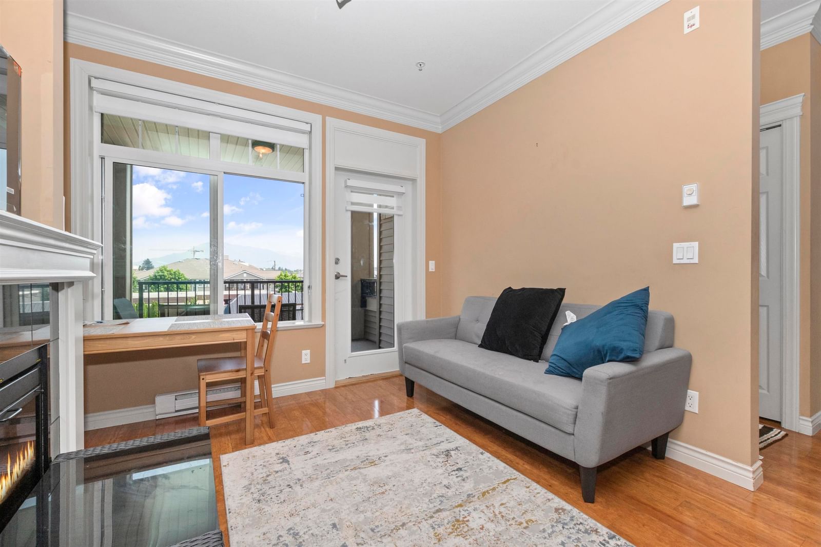 Listing Image 17