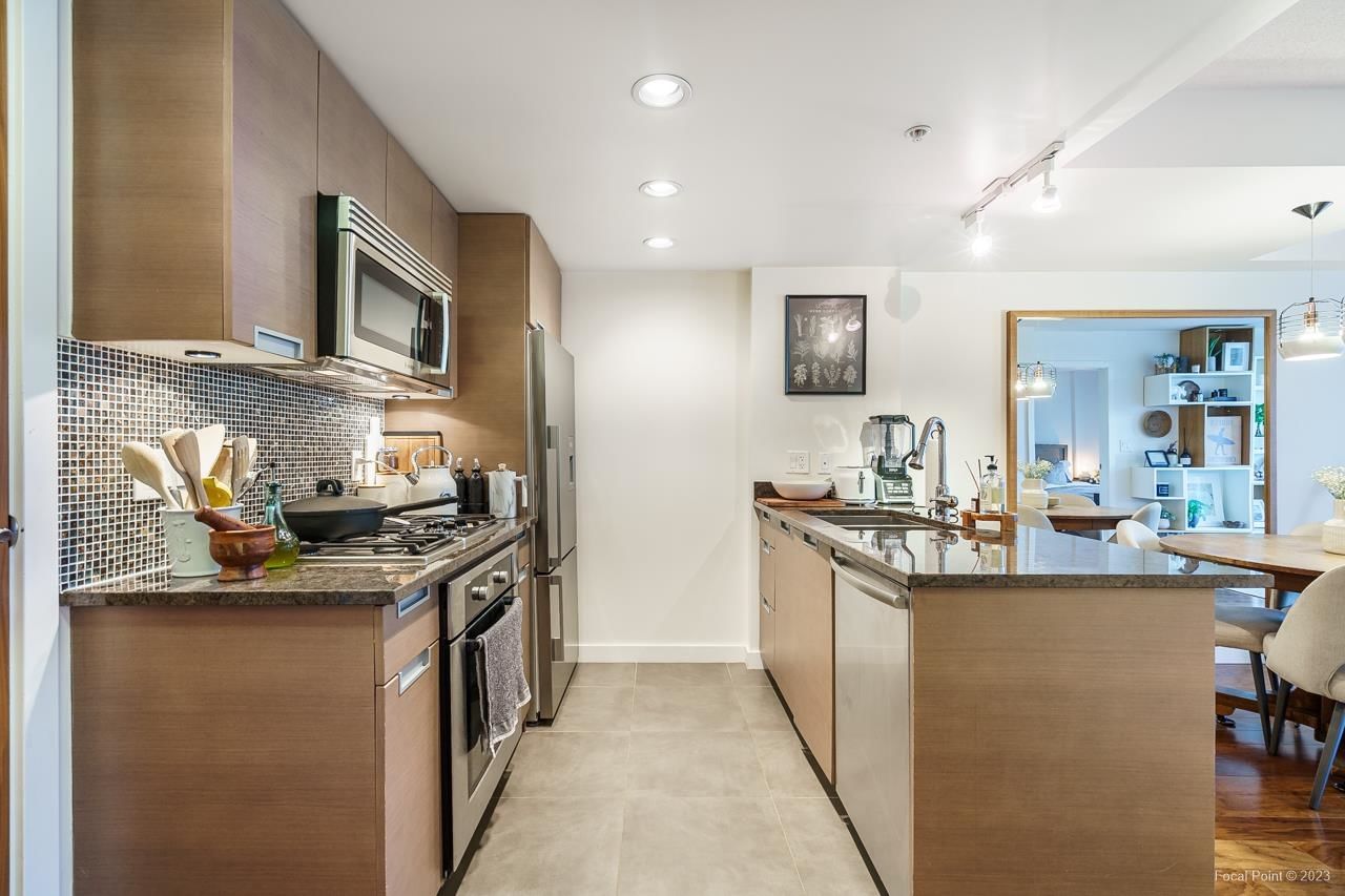 Listing Image 19