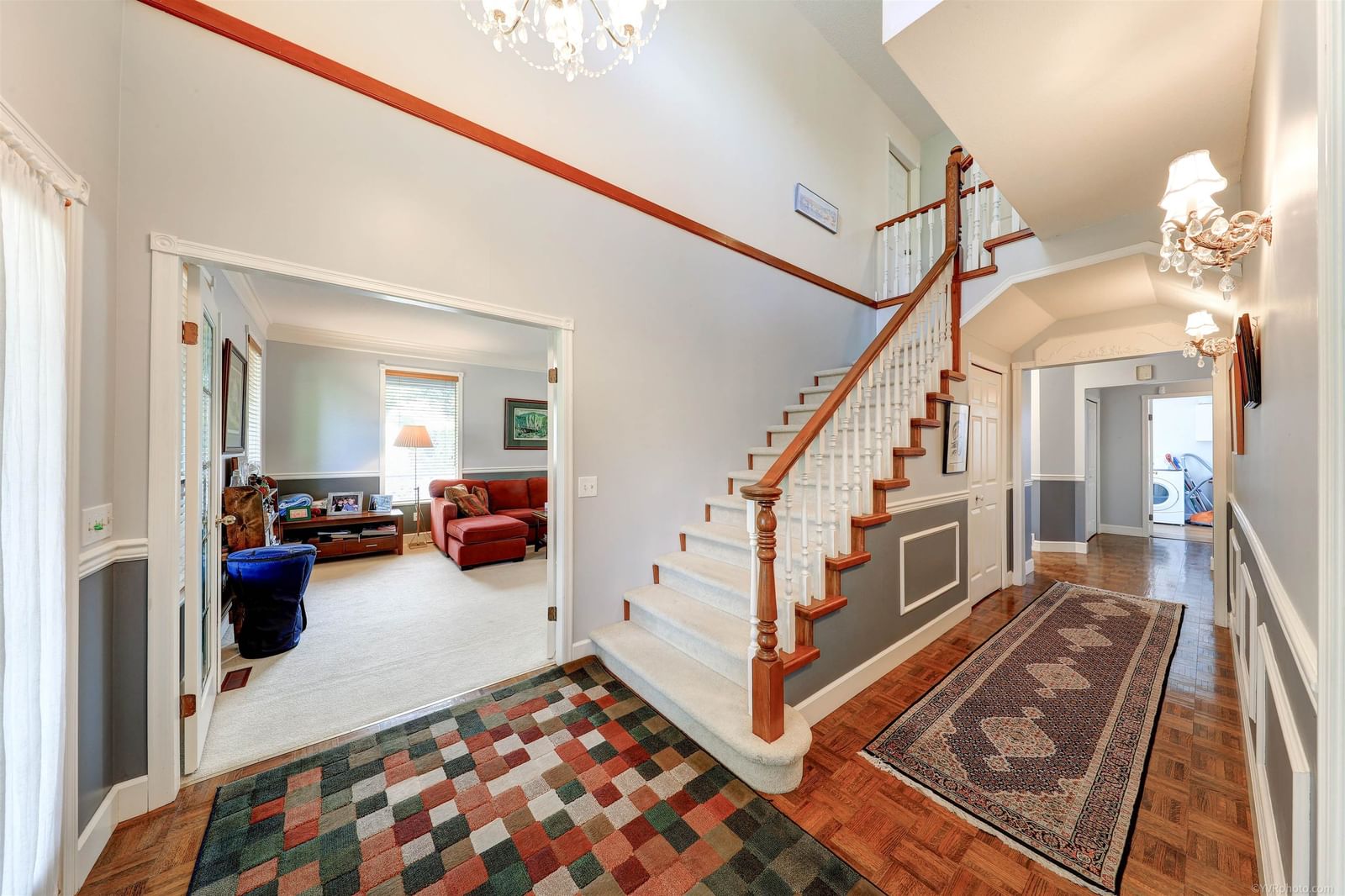 Listing Image 4