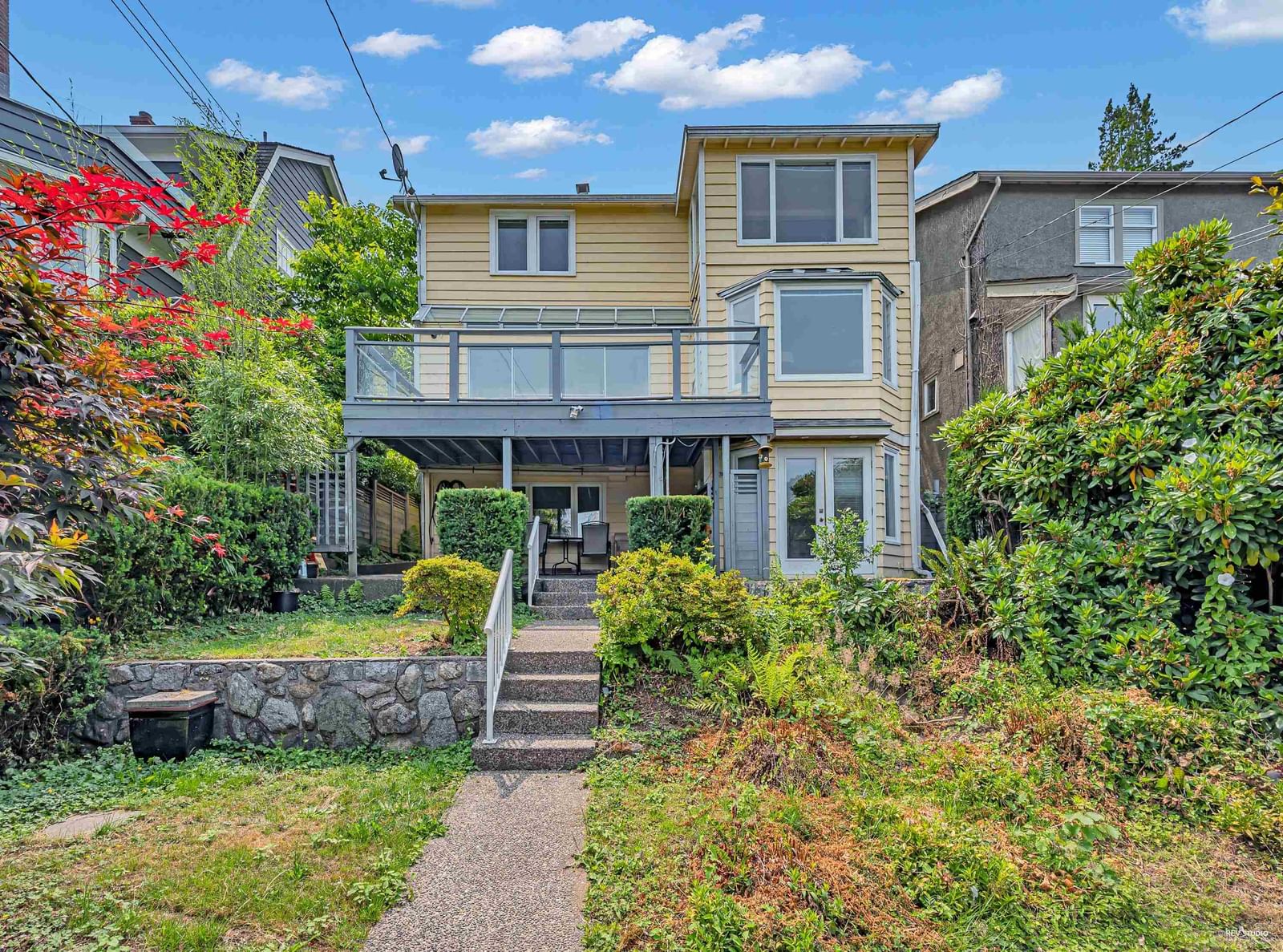 Listing Image 4