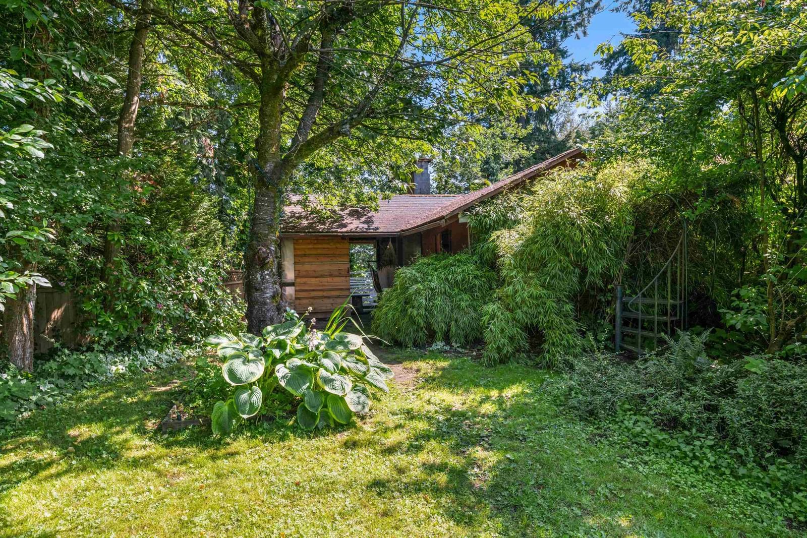 Listing Image 36