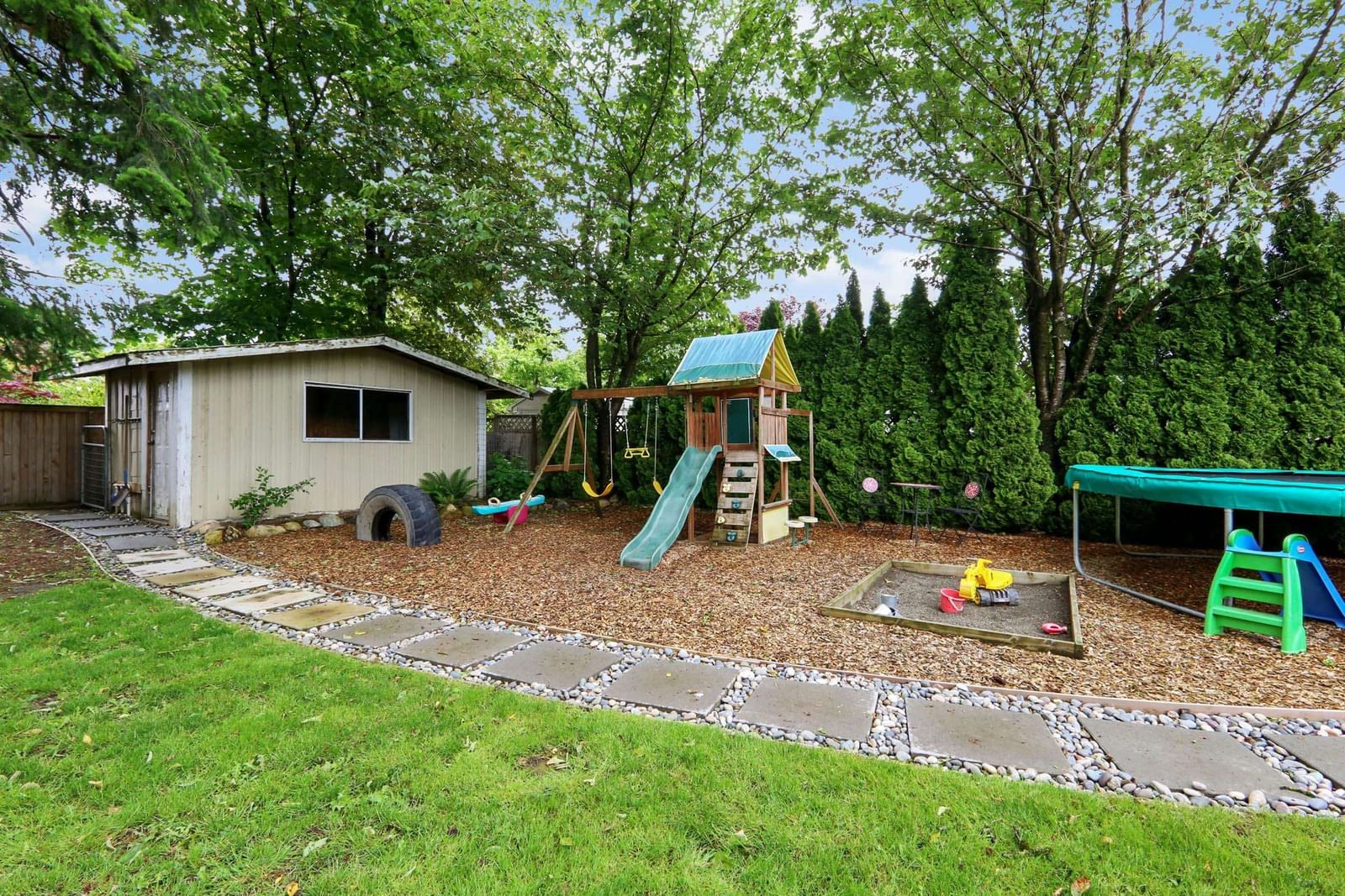 Listing Image 24