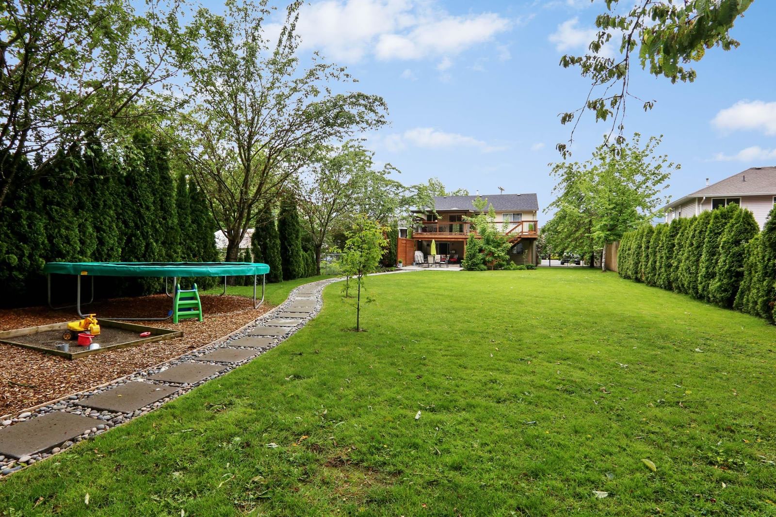 Listing Image 25