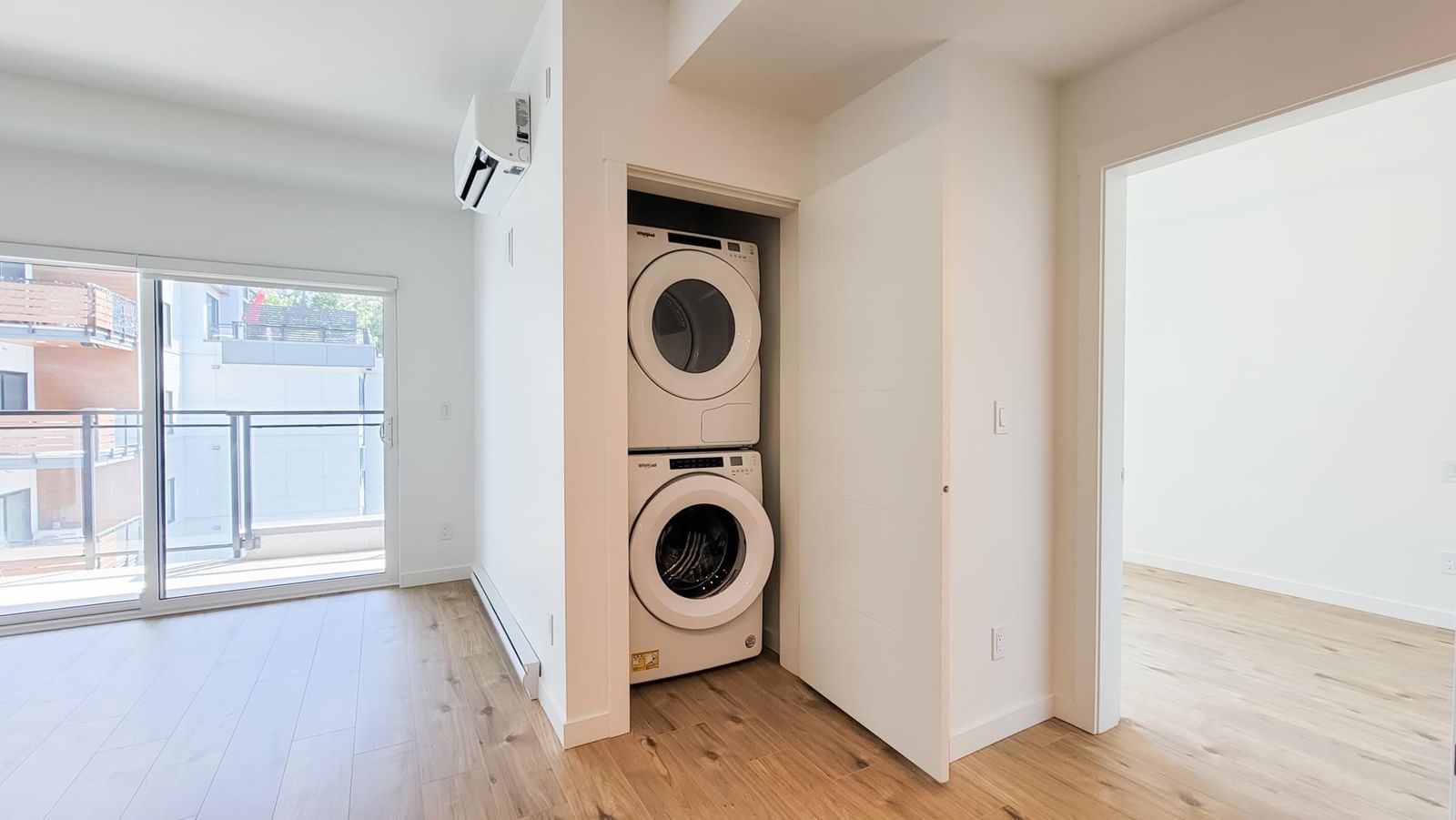 Listing Image 26
