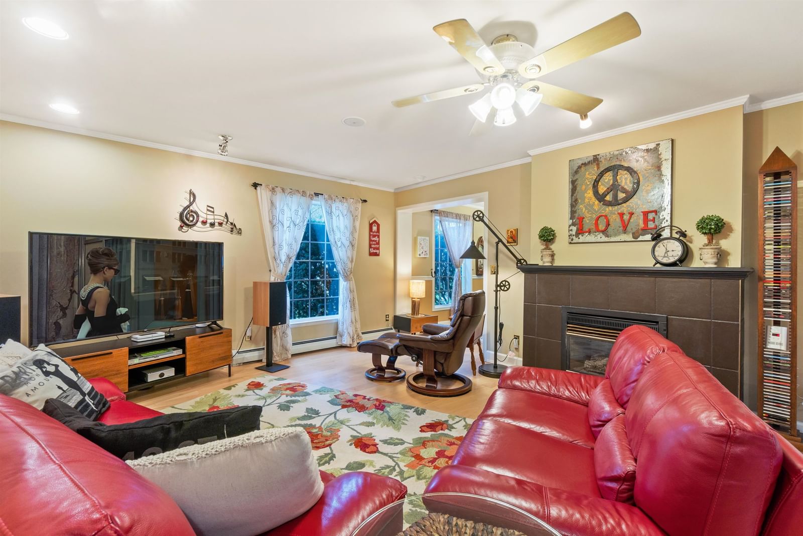 Listing Image 20